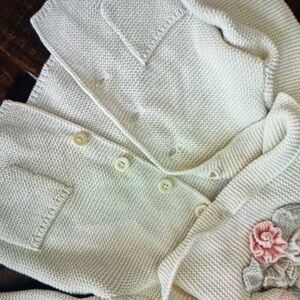 GAP Cream Knit Sweater